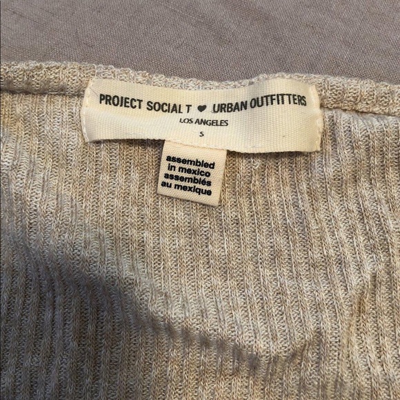 Urban Outfitters wrap shirt - Picture 2 of 2